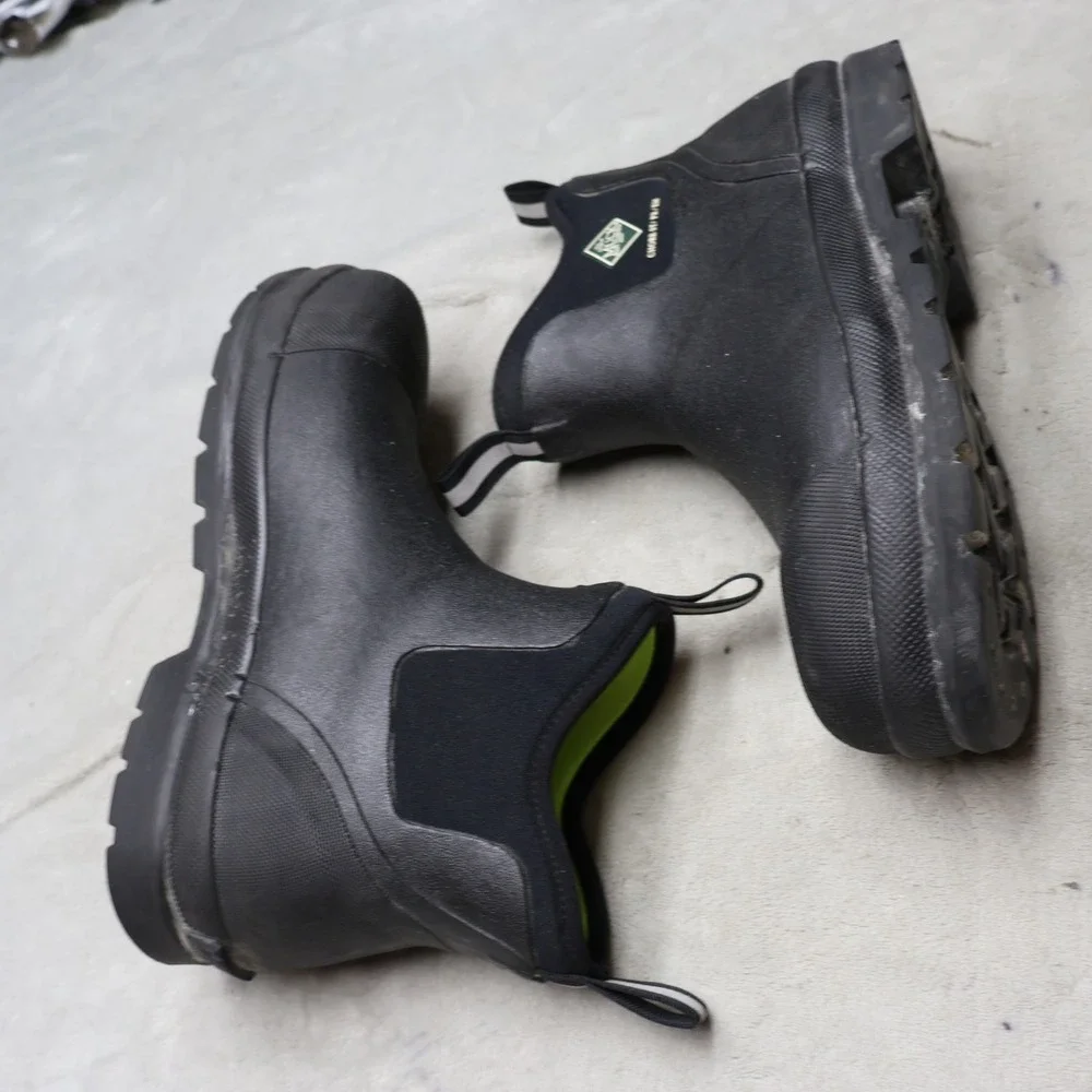 Muck Boot Unisex M10 W11 Work Boots Black Chore Mid Steel Toe Waterproof 010021